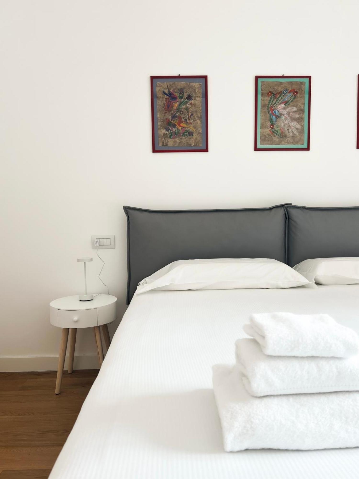 Comecasa Modern Terraced & Palestra Apartment ميلان المظهر الخارجي الصورة