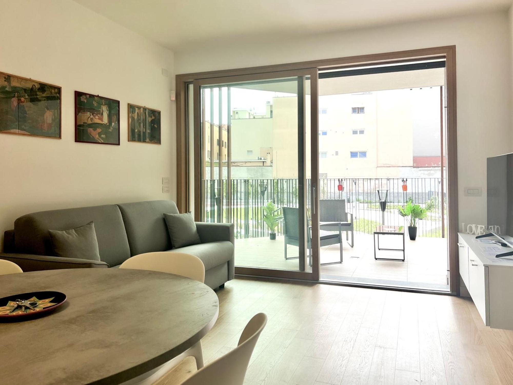 Comecasa Modern Terraced & Palestra Apartment ميلان المظهر الخارجي الصورة