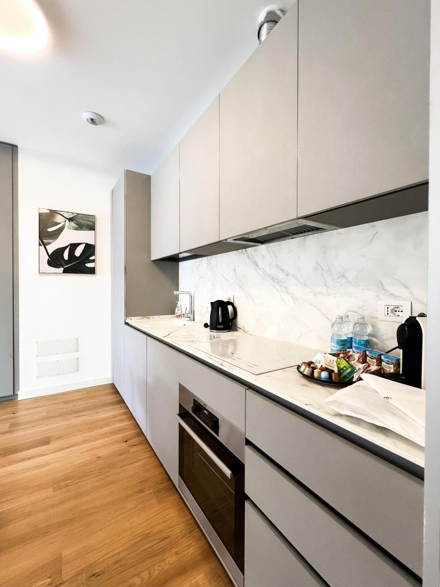 Comecasa Modern Terraced & Palestra Apartment ميلان المظهر الخارجي الصورة