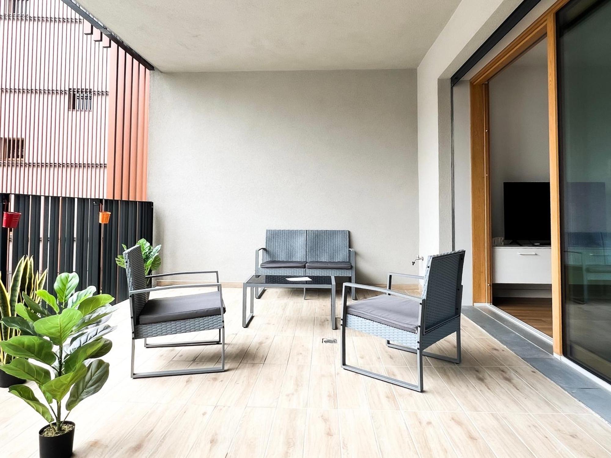 Comecasa Modern Terraced & Palestra Apartment ميلان المظهر الخارجي الصورة